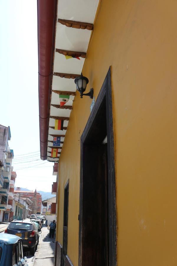 Real Dream Hostel San Gil Exterior photo