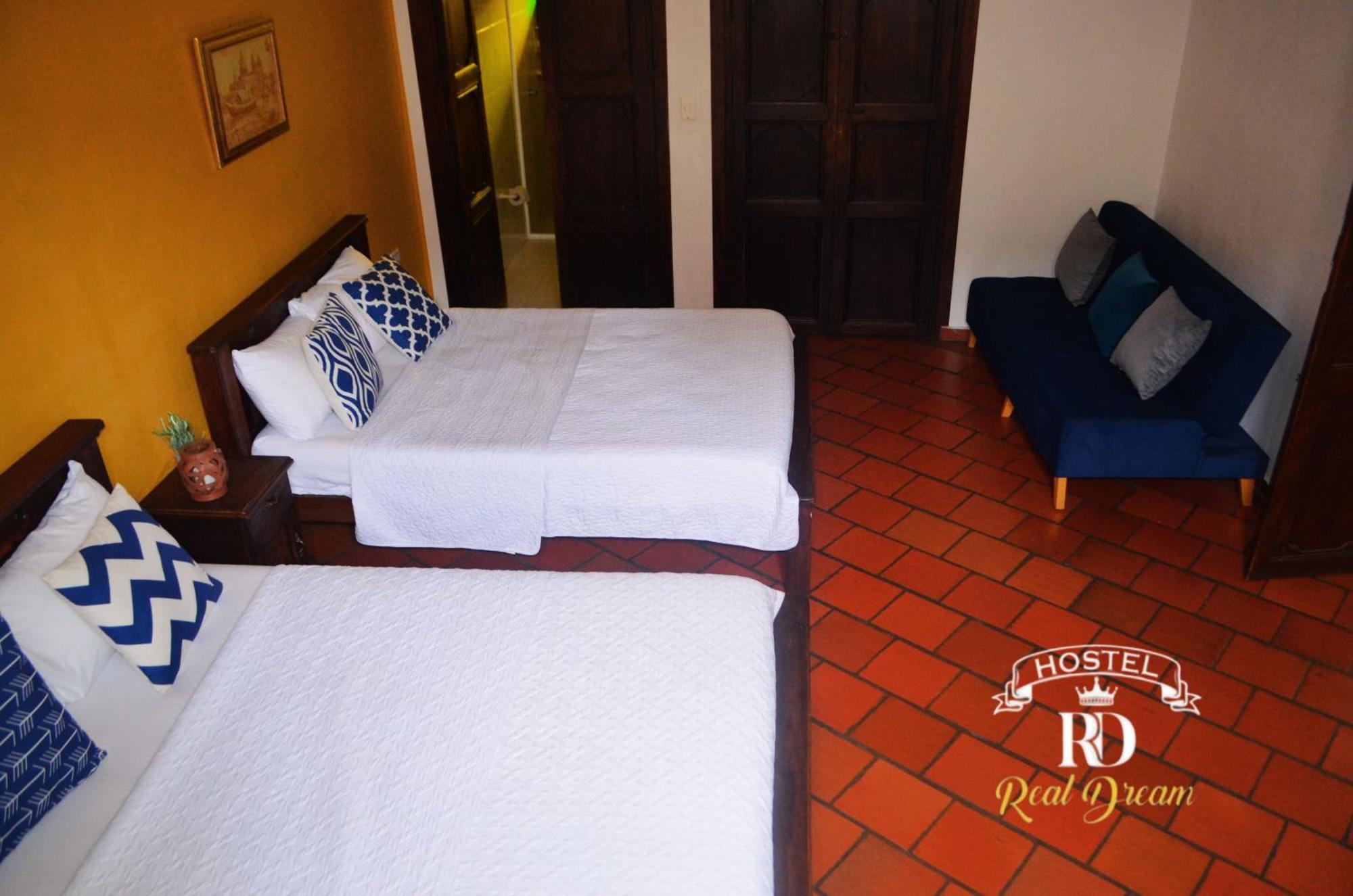 Real Dream Hostel San Gil Exterior photo